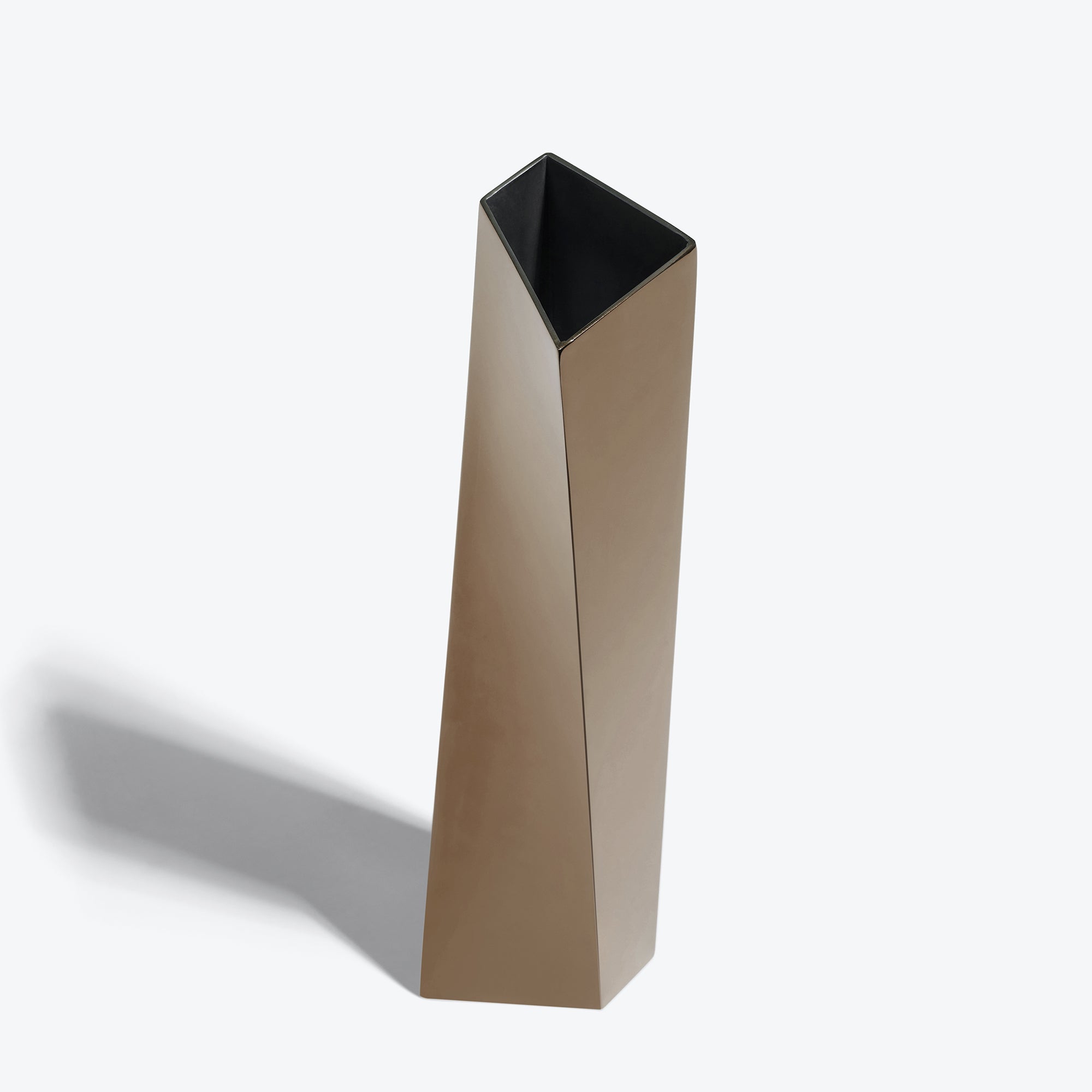 Crevasse Vase – Zaha Hadid Design