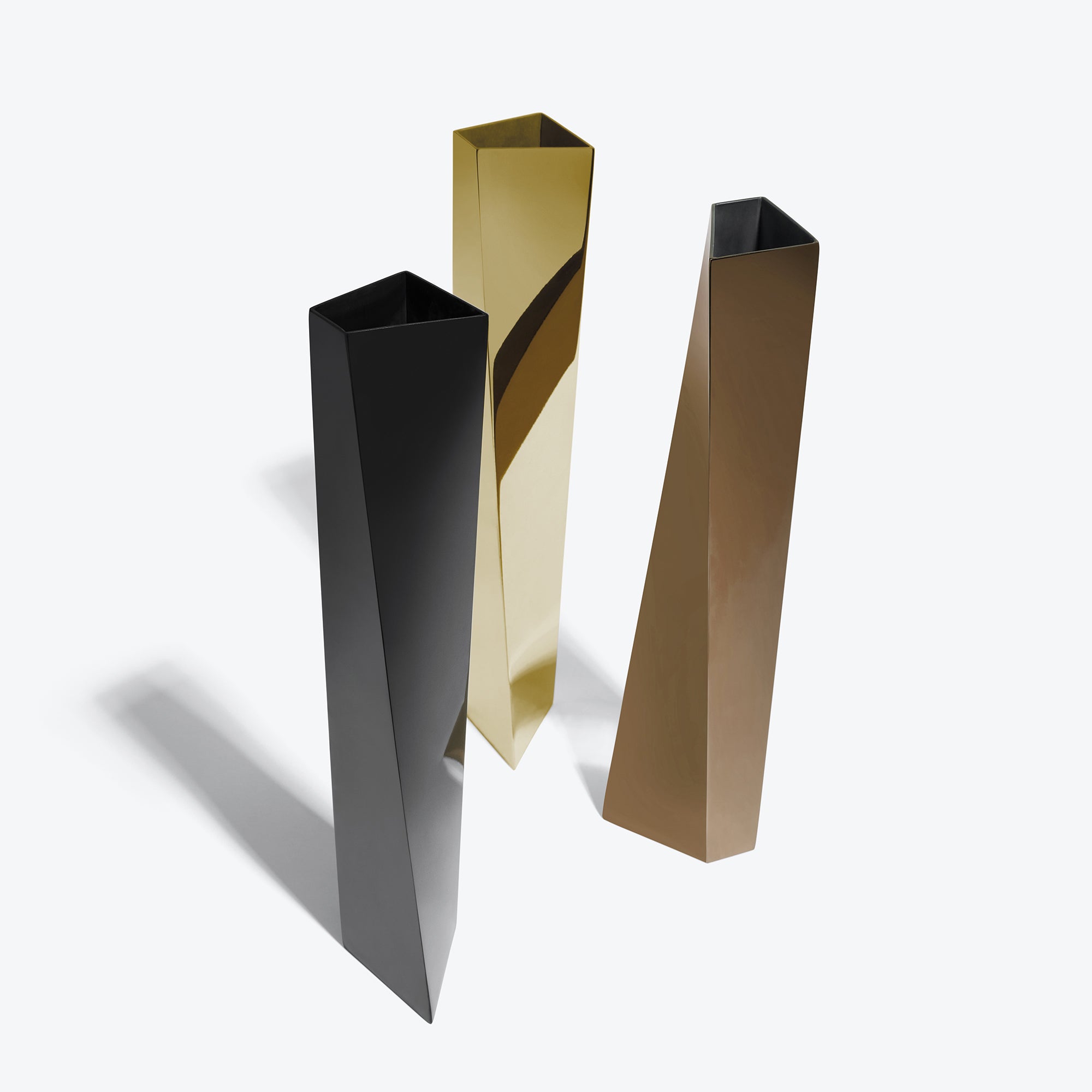 Crevasse Vase – Zaha Hadid Design