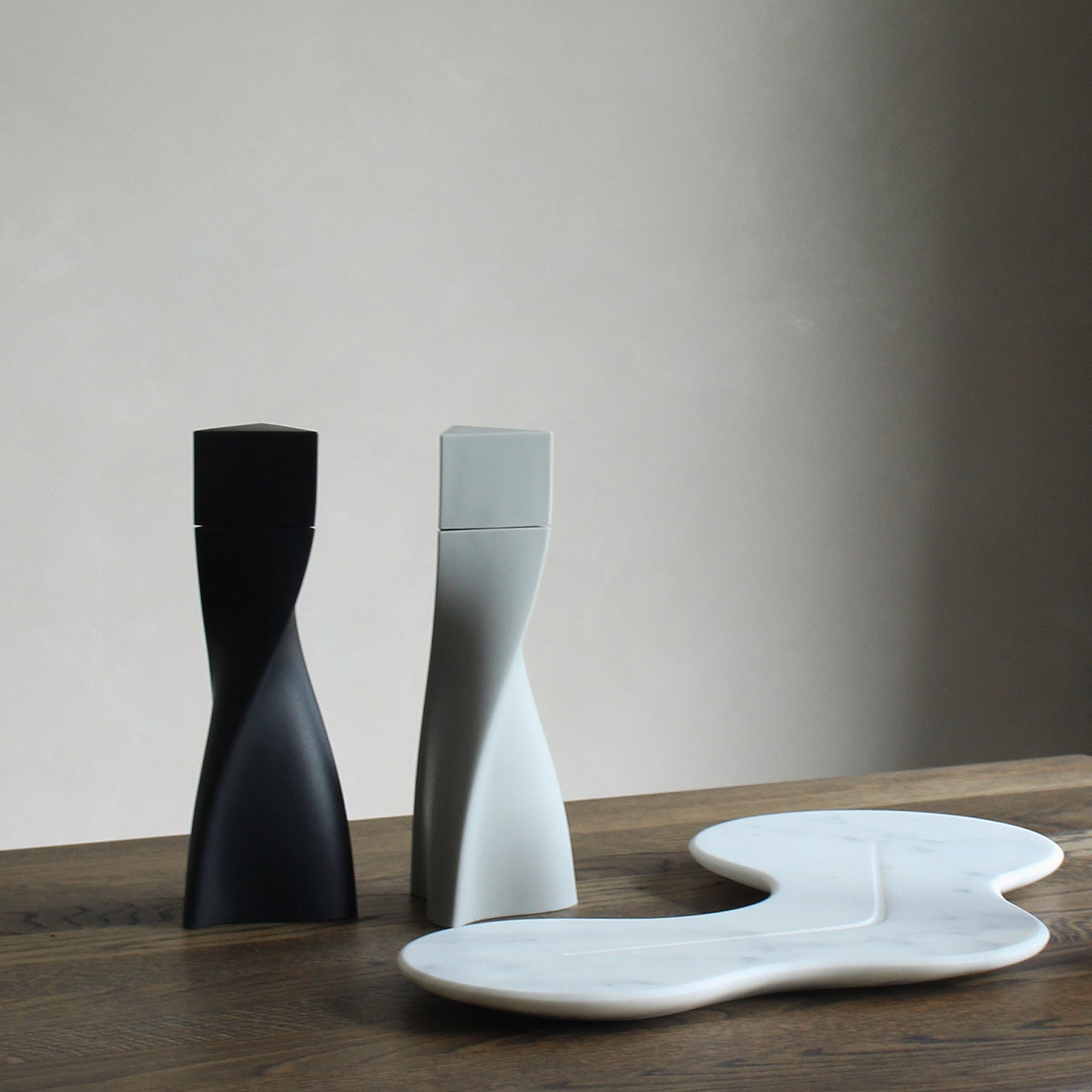 Zaha Hadid Design | Duo Salt and Pepper Grinder, Set of 2