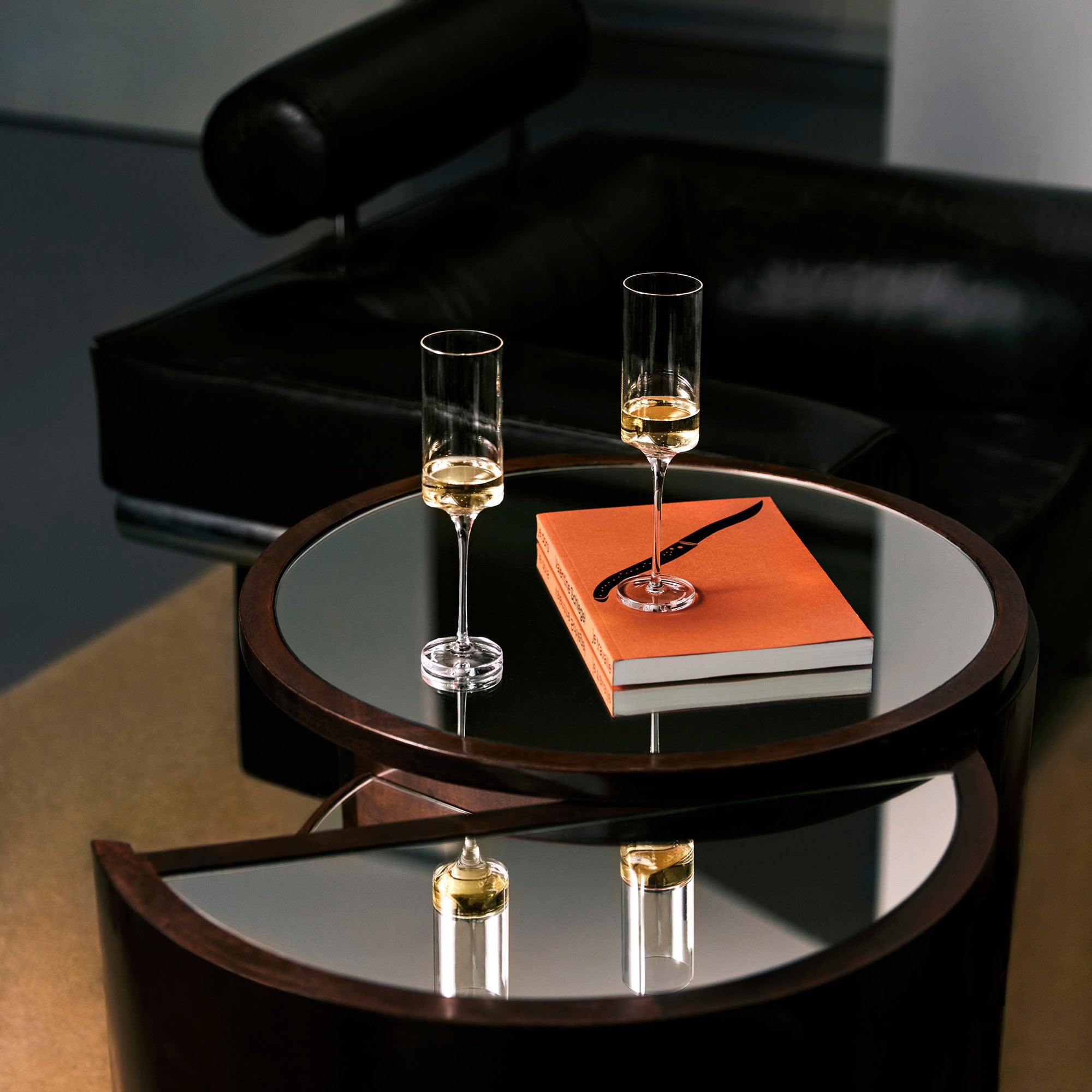 Hew Champagne, Set of 2