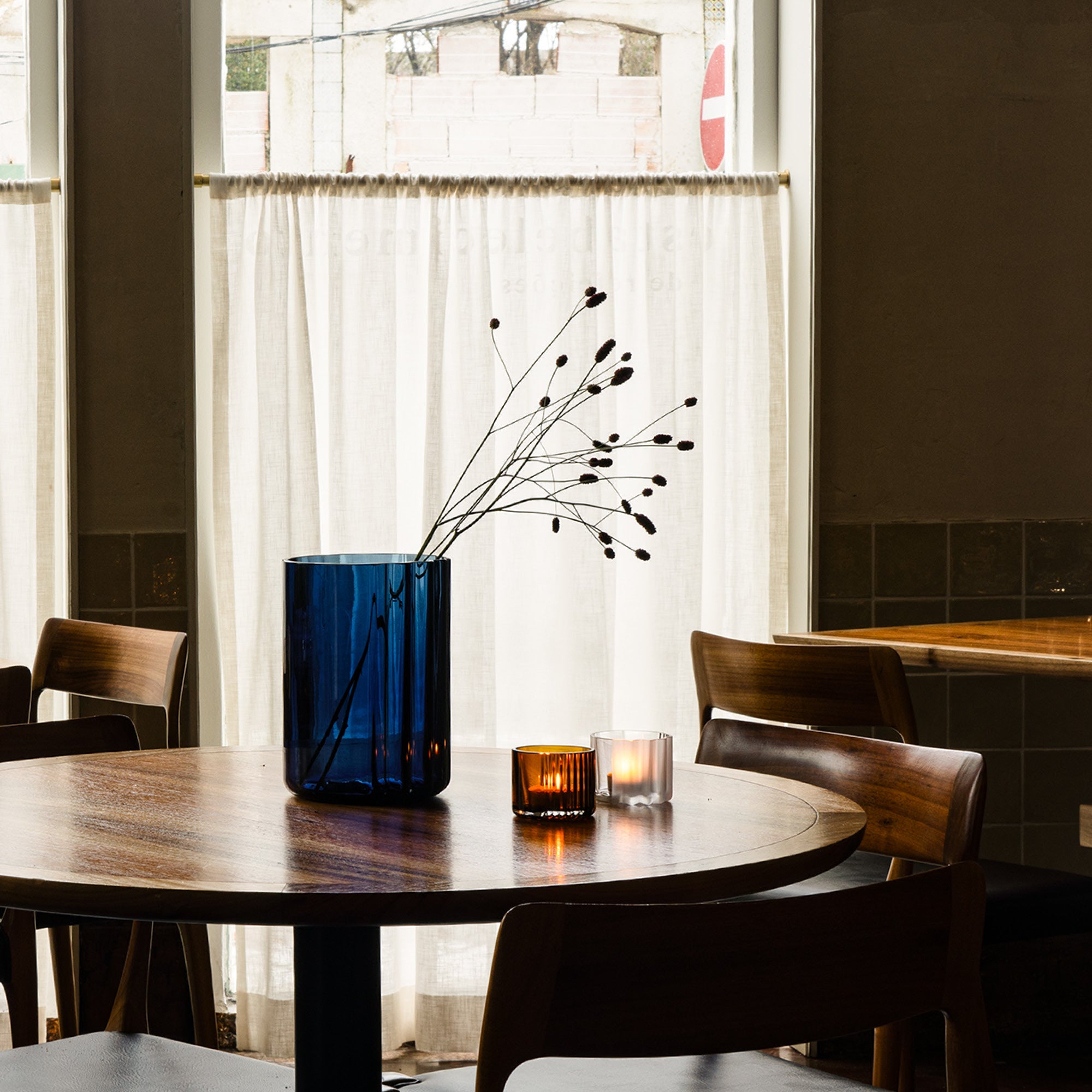 Life style image of Zaha Hadid Designs Pulse Tealight